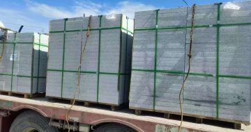 陇南 芝麻白花岗岩地铺石装车日常