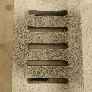 陇南 芝麻白拉丝面花岗岩U型开槽排水槽