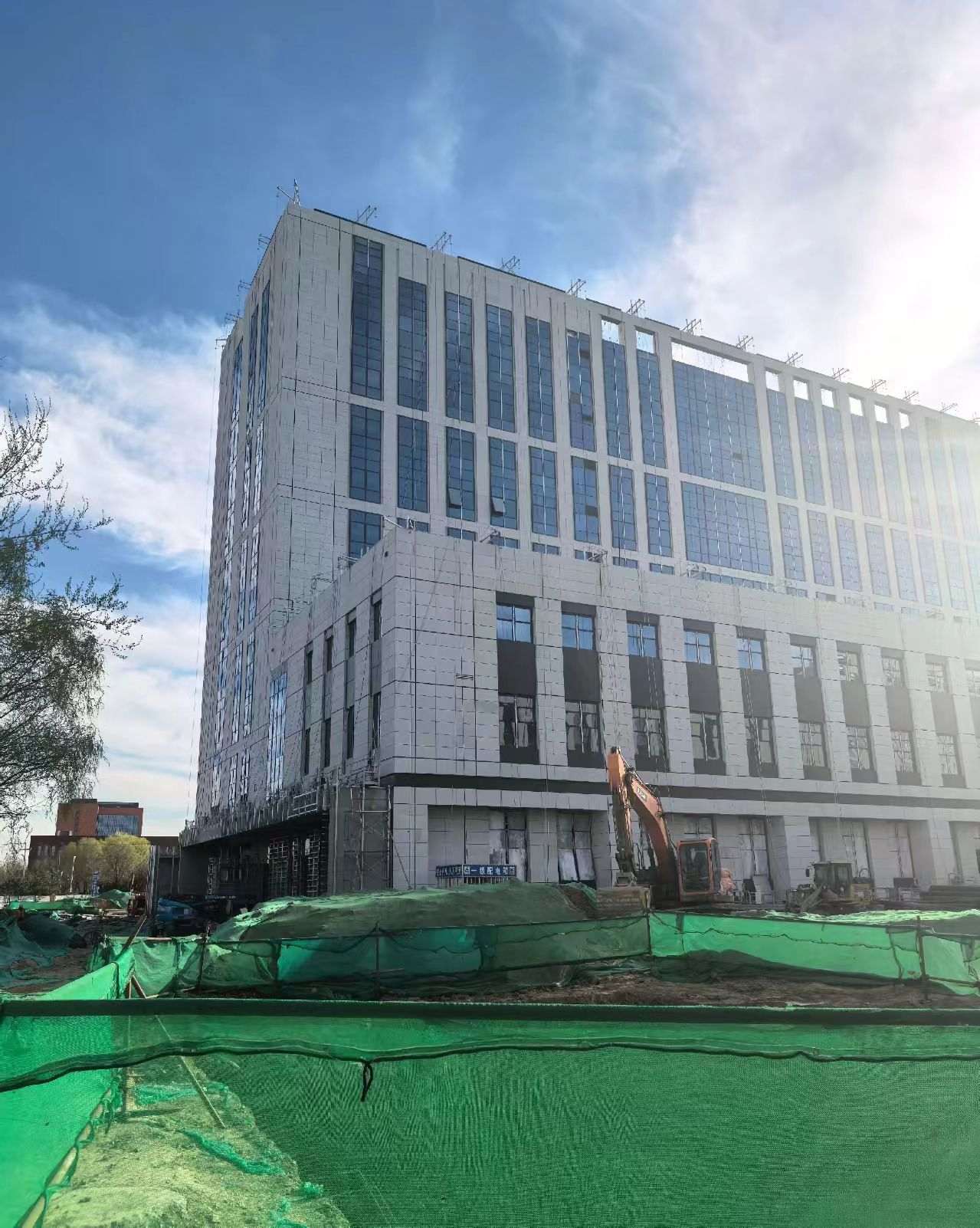 陇南 白麻花岗岩石材外墙干挂