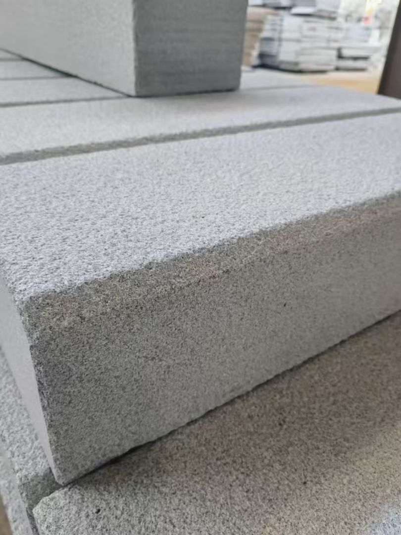 陇南 芝麻灰荔枝面路沿石