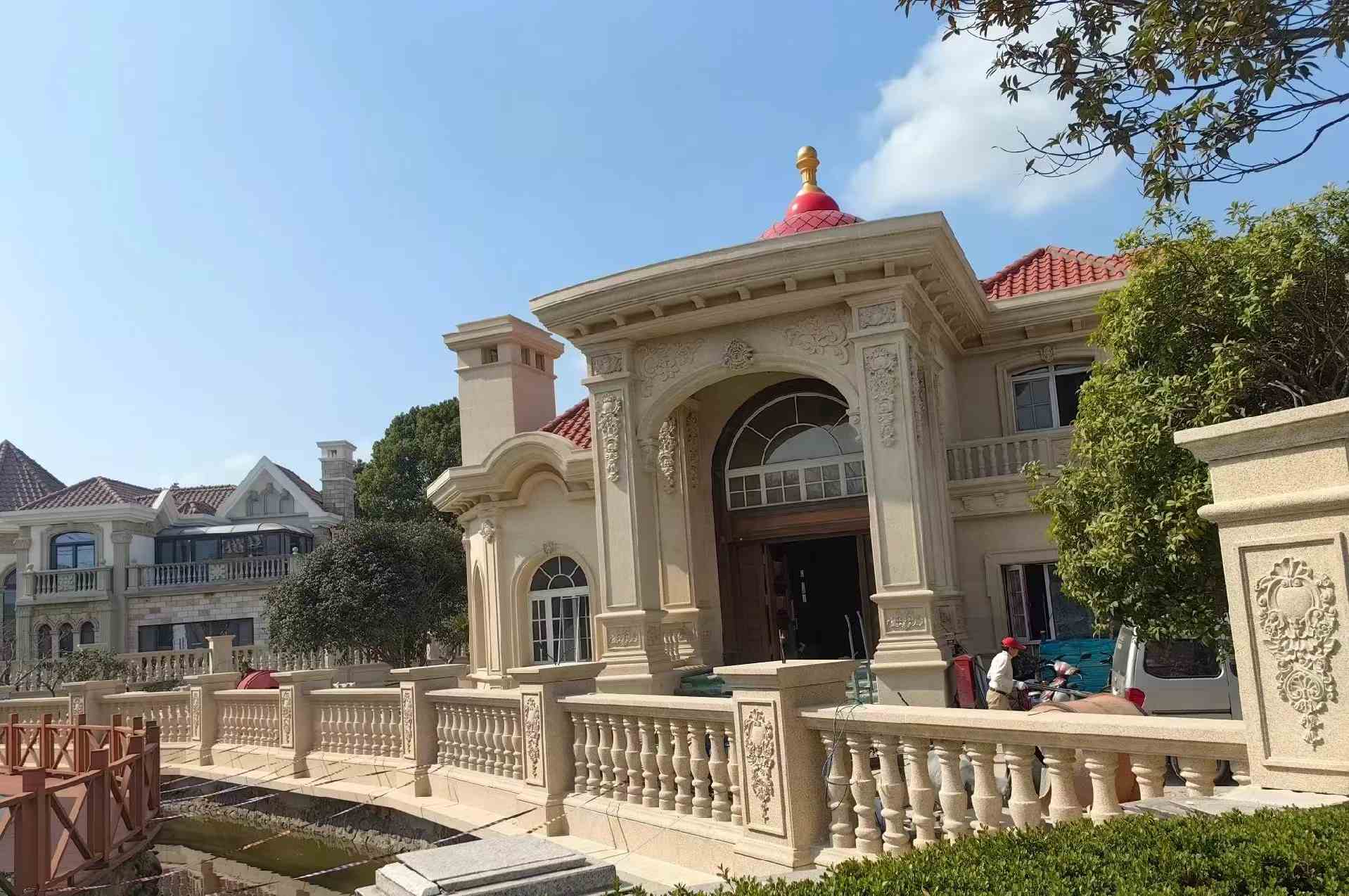 陇南 黄金麻花岗岩欧式别墅