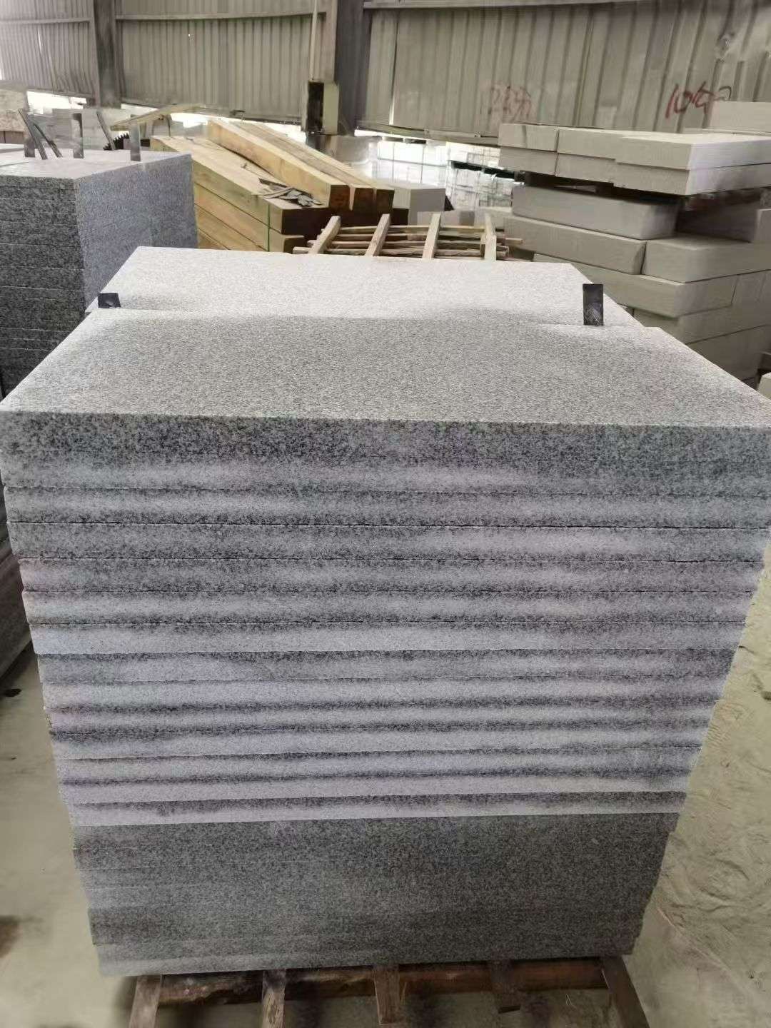 陇南 芝麻白5公分火烧地铺成品，900*400，规格可定制