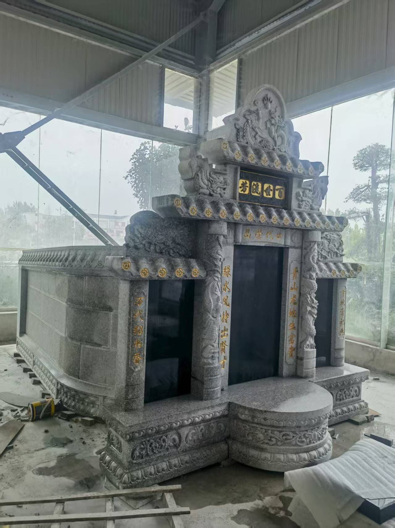 陇南 芝麻白墓碑效果展示图